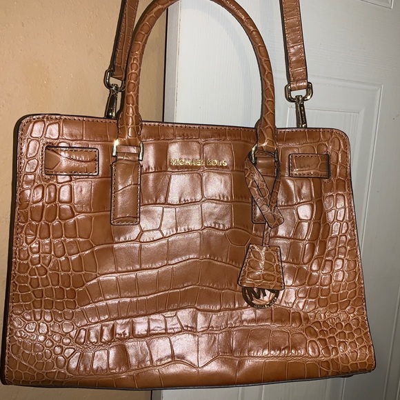 MICHAEL KORS purse - Picture 2 of 4